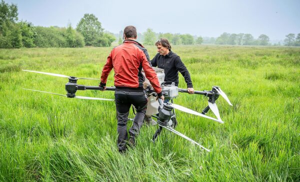 DJI Agras T50: The Best Agricultural Spraying Drone For sale - Image 6