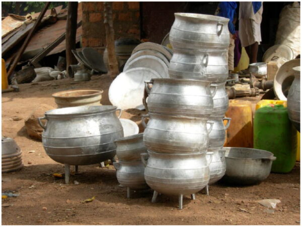 Aluminium pots - 9 different sizes - Image 3
