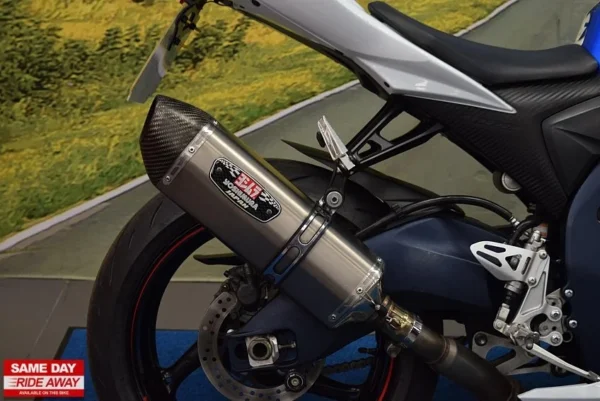 brand new sport bike 2013 Suzuki GSXR 1000 - Image 7