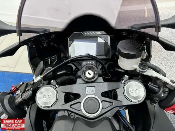 2020 Honda CBR 1000 RA-K Fireblade - Image 6