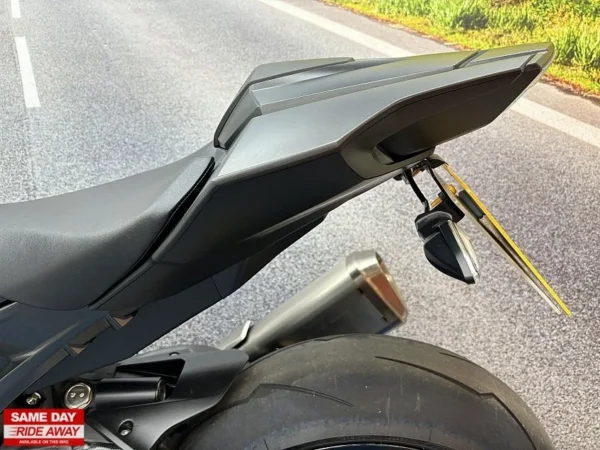2020 Honda CBR 1000 RA-K Fireblade - Image 9