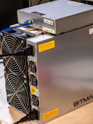 bitcoin machine Bitmain Antminer S21e XP Hyd 3U for sale